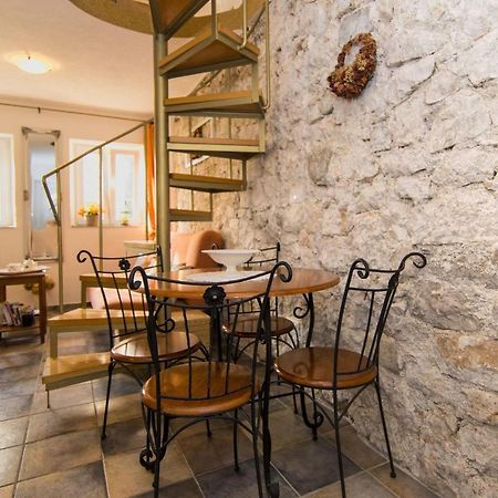 House Lea Villa Igrane Bagian luar foto